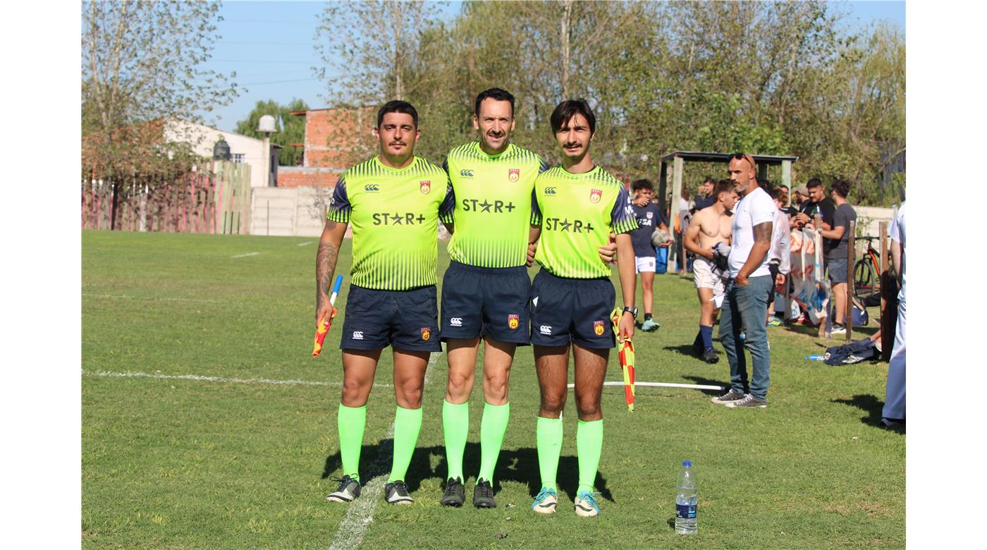 LAS FOTOS DEL PARTIDO ENTRE VICENTINOS Y CENTRO NAVAL