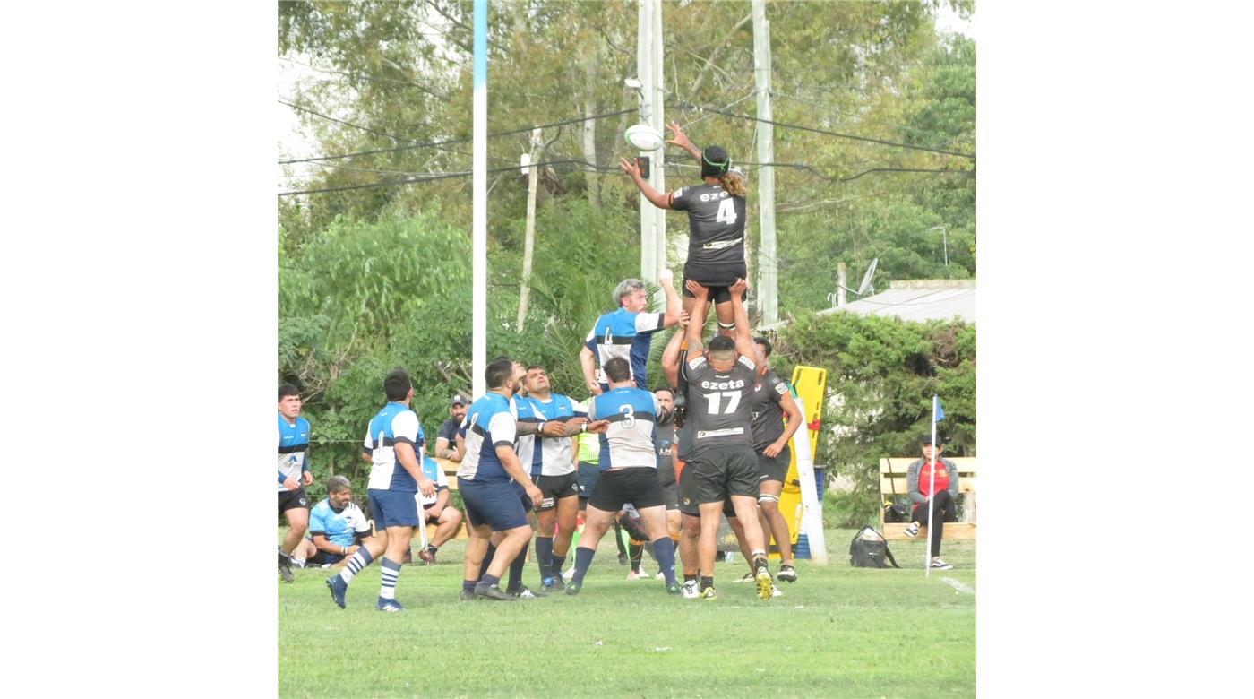 EZEIZA GOLEÓ A PAC Y SE SUMA A LA LUCHA POR LA PUNTA