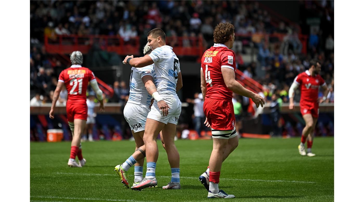 LOS PUMAS SEVEN VENCIERON SIN PROBLEMAS A CANADÁ Y SON FINALISTAS DEL SEVEN DE TOULOUSE.