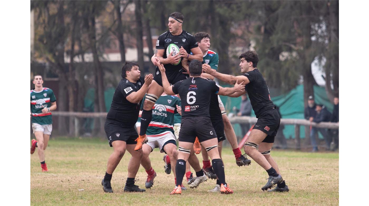 UNIVERSITARIO DE LA PLATA LO REMONTÓ ANTE SITAS EN LA SEGUNDA ETAPA