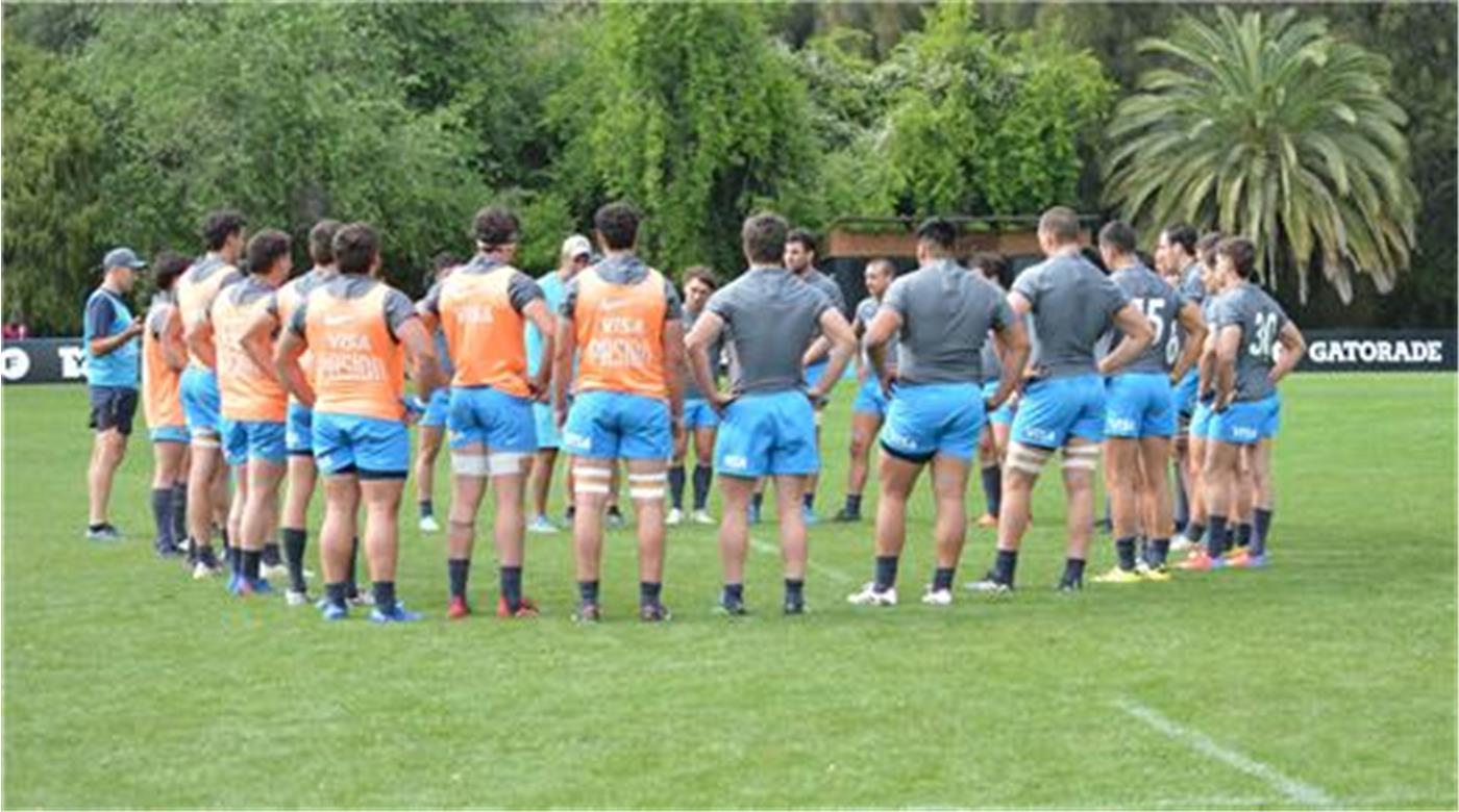 EL PLANTEL DE ARGENTINA XV PARA LOS CUATRO AMISTOSOS