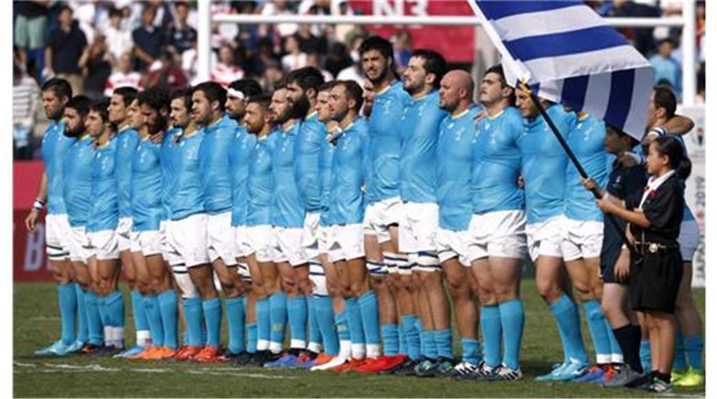 URUGUAY DERROTÓ A ARGENTINA XV EN EL ESTADIO CHARRÚA 