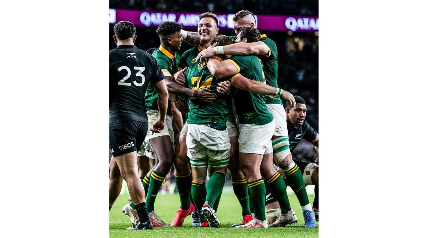SUDÁFRICA LE GANÓ A LOS ALL BLACKS E HIZO HISTORIA