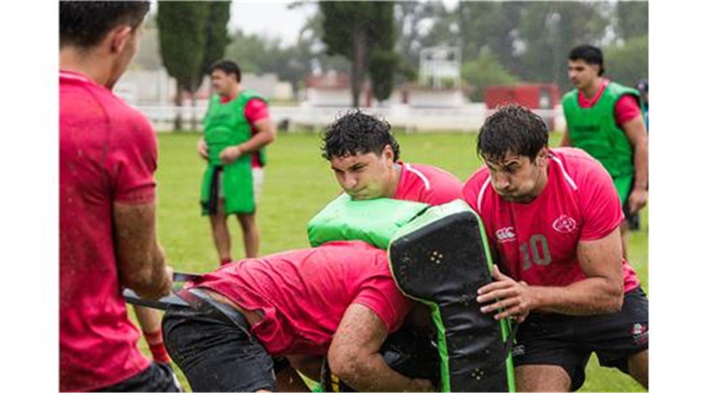 PEÑAROL RECIBE AL PUNTERO DOGOS XV EN EL ESTADIO CHARRÚA