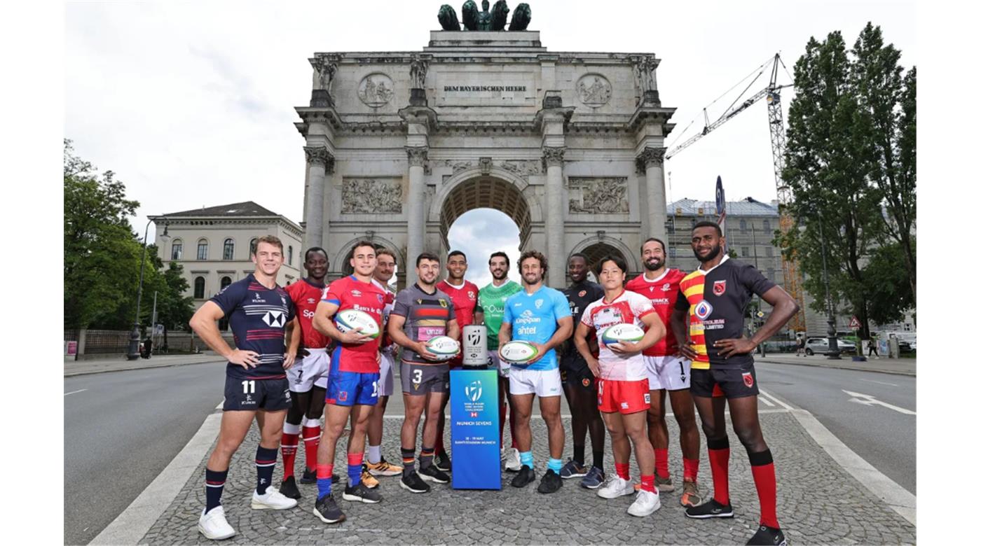 SOFÍA GONZÁLEZ EN LA FOTO DE PRESENTACIÓN DE LA RONDA FINAL DEL WORLD RUGBY SEVENS CHALLENGER