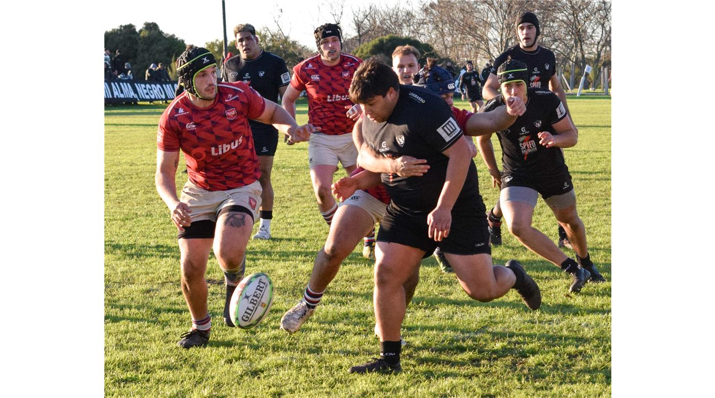 EN UN PARTIDO MUY DISPUTADO, UNIVERSITARIO DE LA PLATA DERROTÓ A DON BOSCO PARA SEGUIR AL TOPE DE LA TABLA 