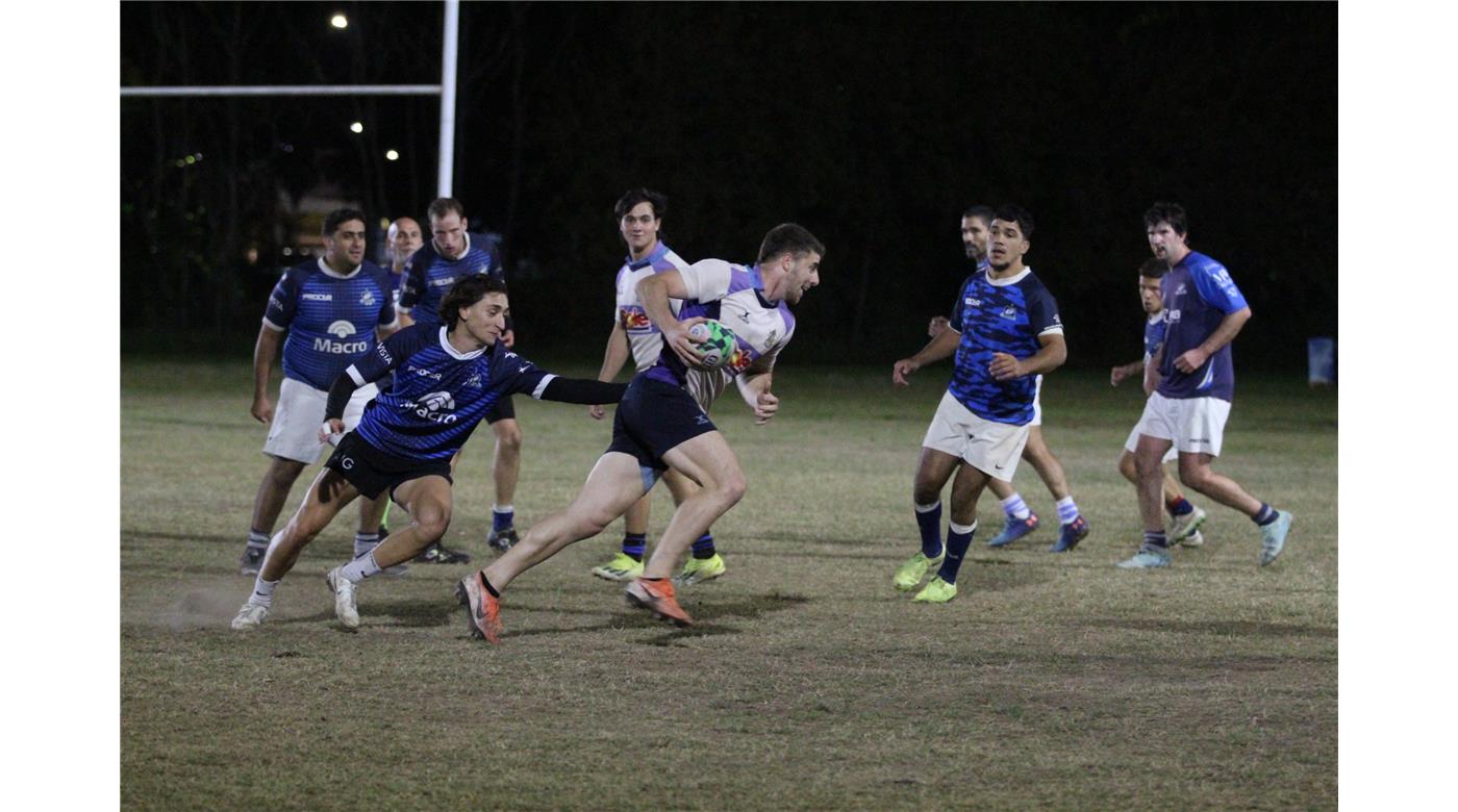 PUMPAS  Y GIMNASIA XV: UNA NOCHE DE RUGBY, AMISTAD Y EMOCIONES COMPARTIDAS 