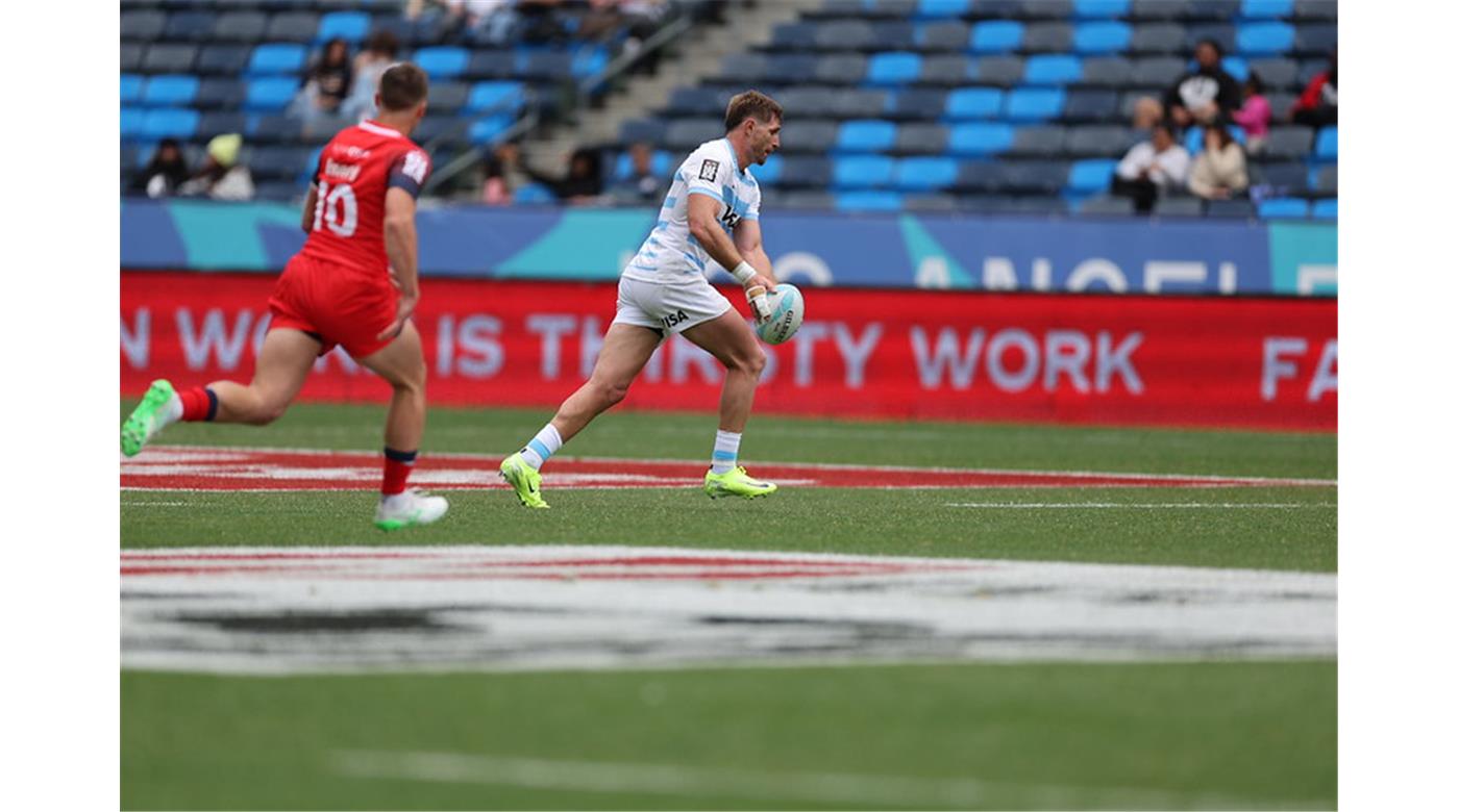 LOS PUMAS SEVEN LE GANARON A GRAN BRETAÑA EN EL DEBUT DE LA GRAN FINAL 