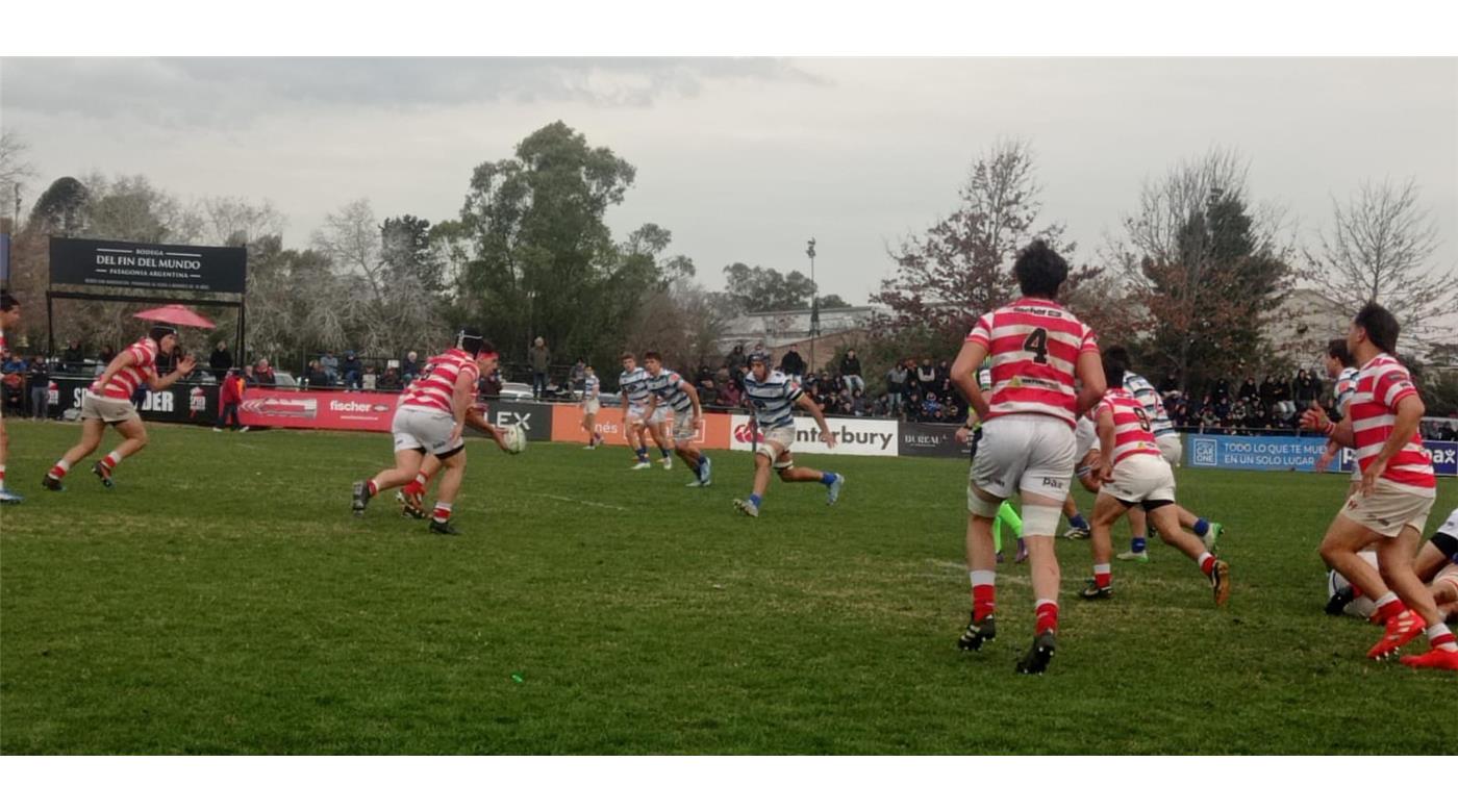 SIC GOLEÓ CON RUGBY DE ALTO VUELO EN EL SEGUNDO TIEMPO