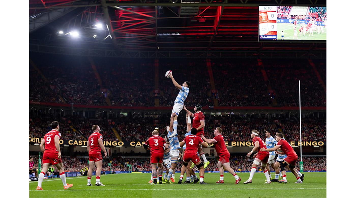 LOS PUMAS Y OTRO RÉCORD, LE APOYARON SIETE TRIES A GALES POR PRIMERA VEZ EN LA HISTORIA