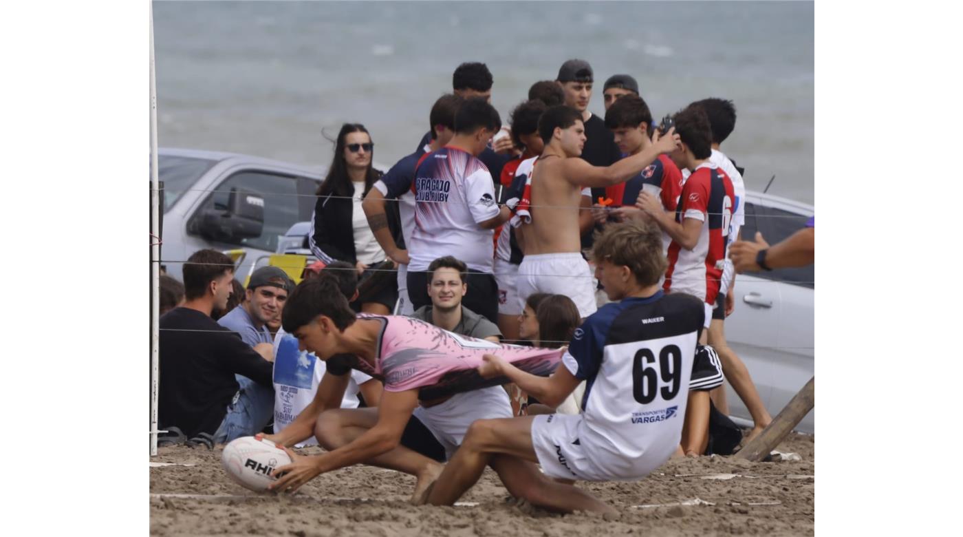 DIO COMIENZO EL 31ER SEVEN PLAYERO DE CLAROMECÓ CON ESTOS RESULTADOS