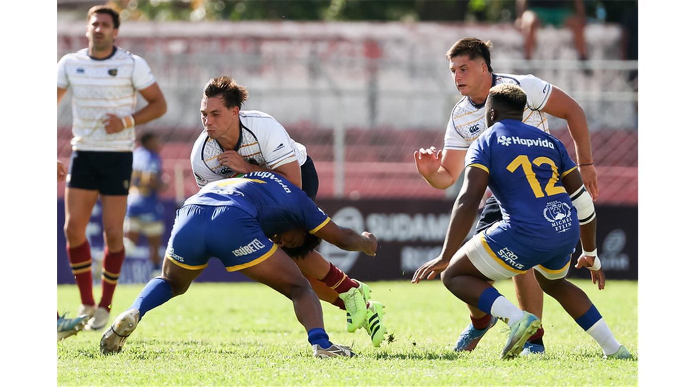 PAMPAS GOLEÓ A COBRAS BRASIL Y ALCANZÓ A DOGOS EN LA PUNTA DEL TORNEO 