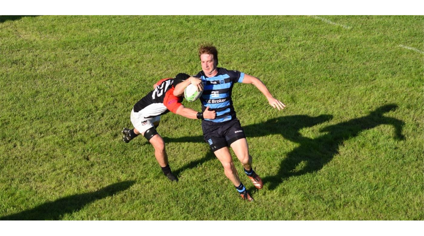 EN UN ATRACTIVO PARTIDO, PORTEÑO VENCIÓ A ALMAFUERTE Y LO BAJÓ DE LA PUNTA